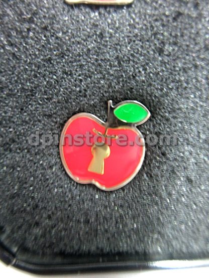 Hello Kitty (Secret House) Pins Set of 4