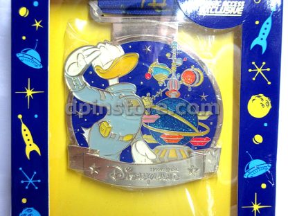 Hong Kong Disneyland Magic Milestone Reward Badge