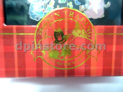 Hong Kong Disneyland Pin Trading 2011 Pin (Limited Edition of 1800)