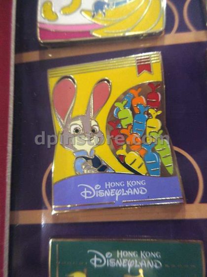 Hong Kong Disneyland Pin Trading Carnival 2020 Deluxe Limited Edition Pin Box Set (Set of 6 Pins)