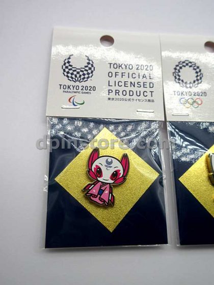 Tokyo 2020 Olympic Mascot Pin Set of 2